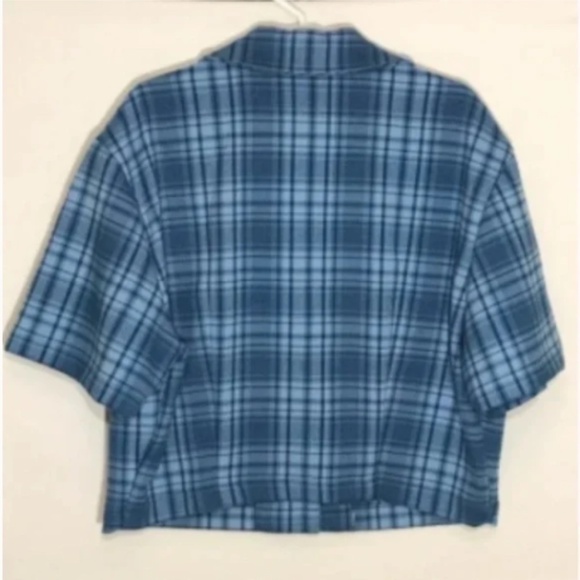 Women’s J Galt Blue Plaid Cropped Button Down - Picture 8 of 9